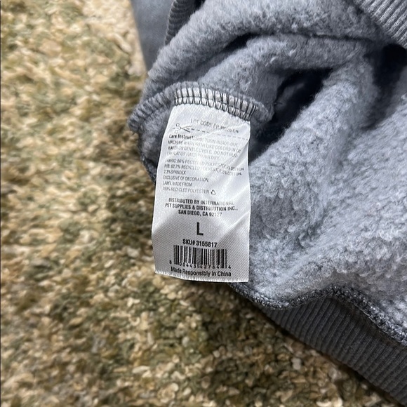 Reddy Dog Hoodie Memories are Made Together Gray Dog Sweater Large NWOT - Picture 8 of 11